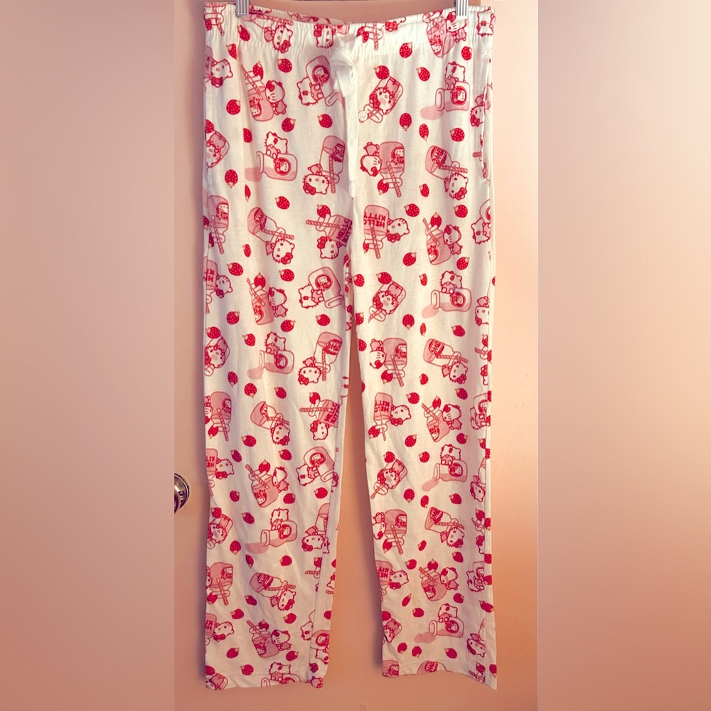 ✨Hello Kitty Strawberry Milk Pajama Pants – Size M, ✨